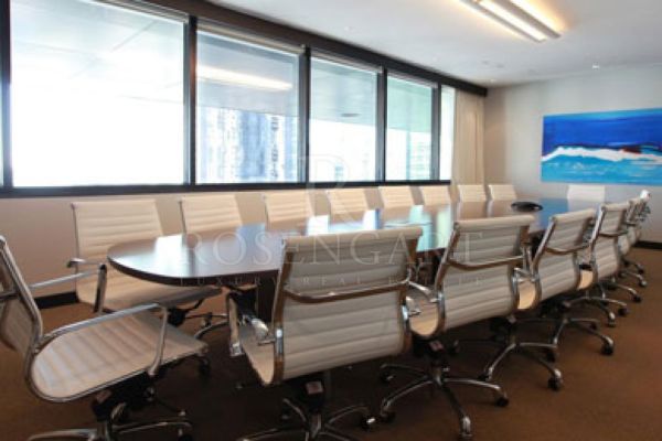 Vast offices - Commercial activity allowed