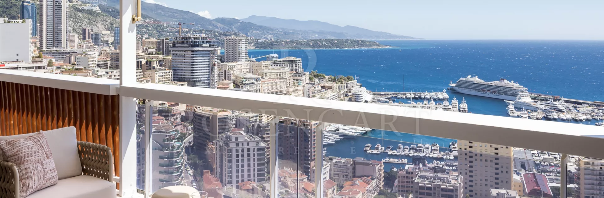 The Skyline Penthouse - Reminiscent of a Yacht